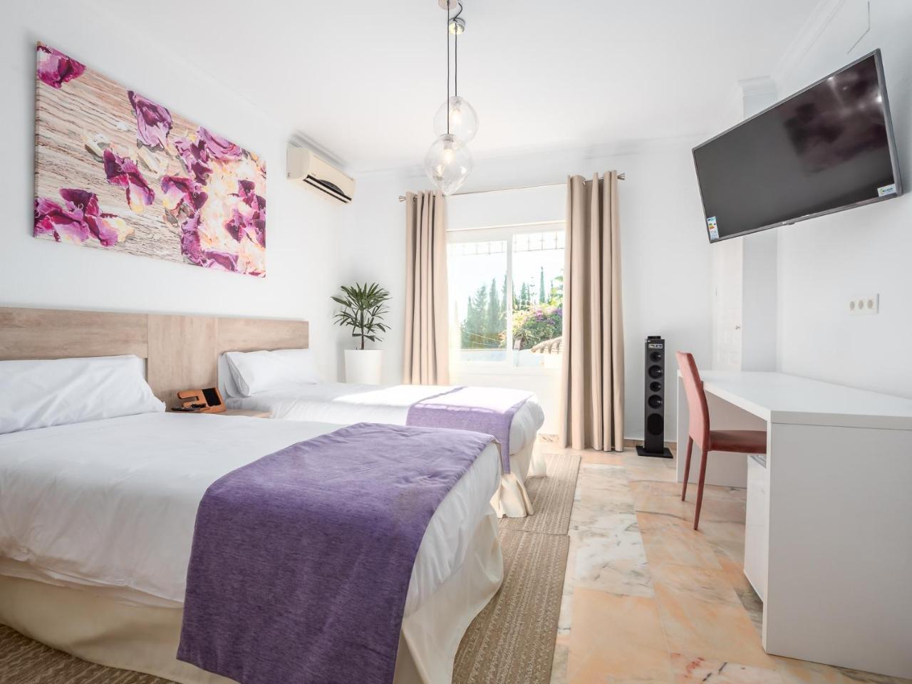 Jazmines & Moras Boutique Villa มาร์เบยา ภายนอก รูปภาพ
