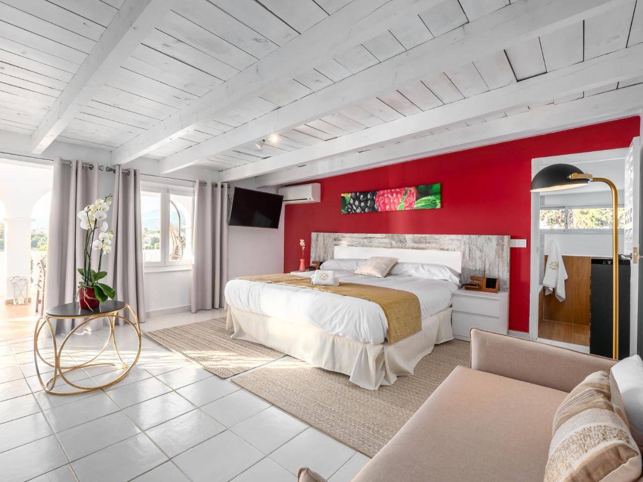 Jazmines & Moras Boutique Villa มาร์เบยา ภายนอก รูปภาพ